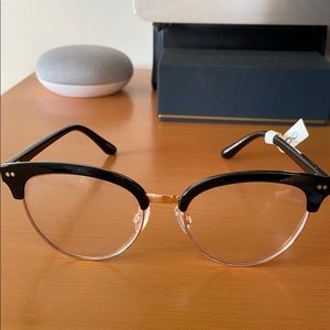 Cute trendy glasses with gold hardware